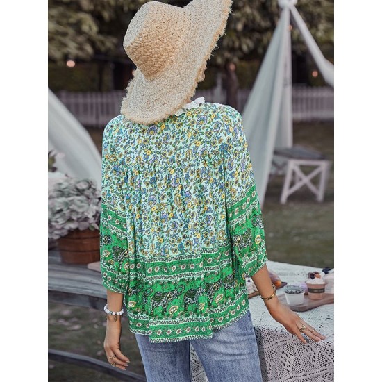 Peter Pan Neckline Bohemian Floral Blouse Peter Pan Neckline Bohemian Floral Blouse