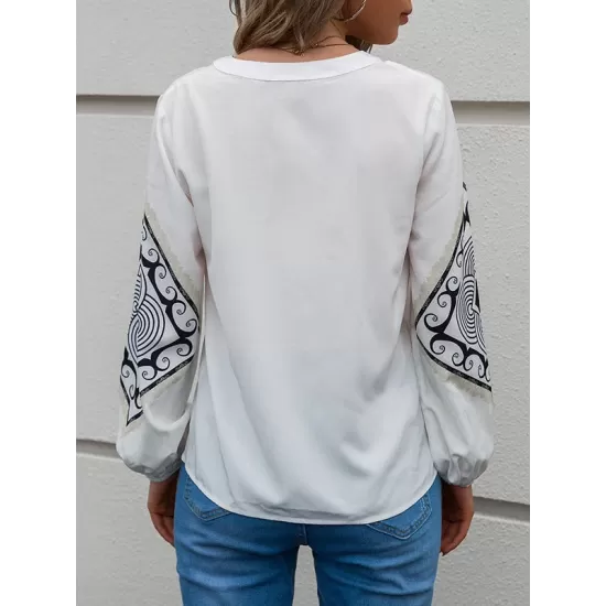 Casual Buckle Printed V-Neck T-Shirt Casual Buckle Printed V-Neck T-Shirt