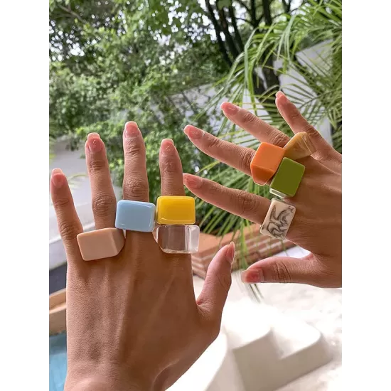 Original Stylish Resin 8 Colors Geometric Ring Original Stylish Resin 8 Colors Geometric Ring