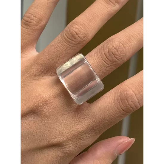 Original Stylish Resin 8 Colors Geometric Ring Original Stylish Resin 8 Colors Geometric Ring