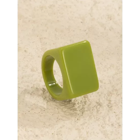 Original Stylish Resin 8 Colors Geometric Ring Original Stylish Resin 8 Colors Geometric Ring