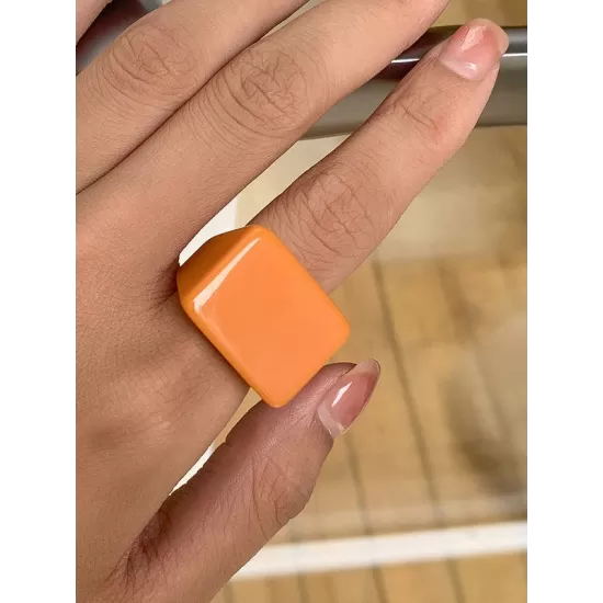 Original Stylish Resin 8 Colors Geometric Ring Original Stylish Resin 8 Colors Geometric Ring