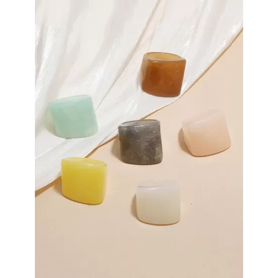 Original Vintage 6 Colors Acrylic Geometric Ring Original Vintage 6 Colors Acrylic Geometric Ring