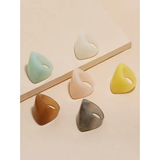 Original Vintage 6 Colors Acrylic Geometric Ring Original Vintage 6 Colors Acrylic Geometric Ring