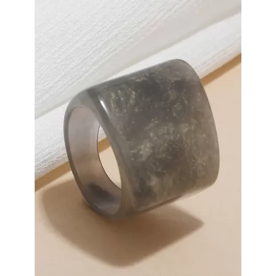 Original Vintage 6 Colors Acrylic Geometric Ring Original Vintage 6 Colors Acrylic Geometric Ring