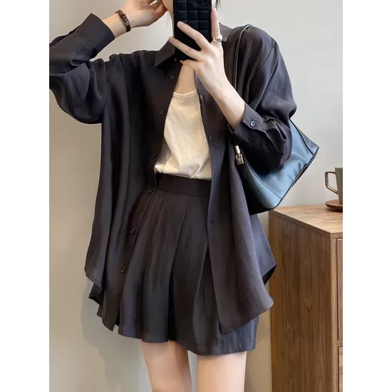 Loose Solid Color Long Sleeves Blouse + Pleated Shorts Two Pieces Set Loose Solid Color Long Sleeves Blouse + Pleated Shorts Two Pieces Set