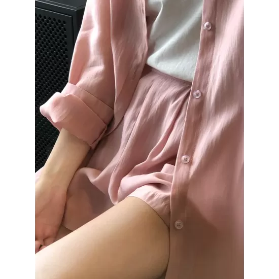 Loose Solid Color Long Sleeves Blouse + Pleated Shorts Two Pieces Set Loose Solid Color Long Sleeves Blouse + Pleated Shorts Two Pieces Set