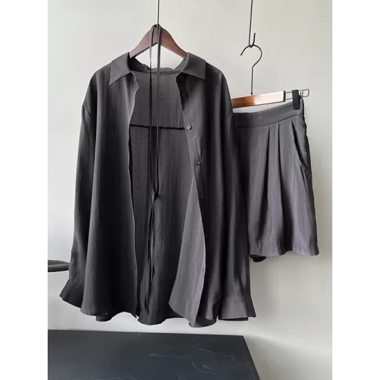 Loose Solid Color Long Sleeves Blouse + Pleated Shorts Two Pieces Set Loose Solid Color Long Sleeves Blouse + Pleated Shorts Two Pieces Set