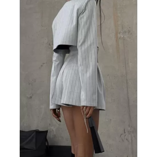 Long Sleeves Knot Split-Joint Striped Deep V-Neck Blouse + High Waisted Pleated Wide Leg Shorts Two Pieces Set Long Sleeves Knot Split-Joint Striped Deep V-Neck Blouse + High Waisted Pleated Wide Leg Shorts Two Pieces Set